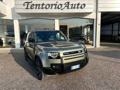 Land Rover Defender 110 3.0d i6 mhev Forest Edition awd 200cv auto usata