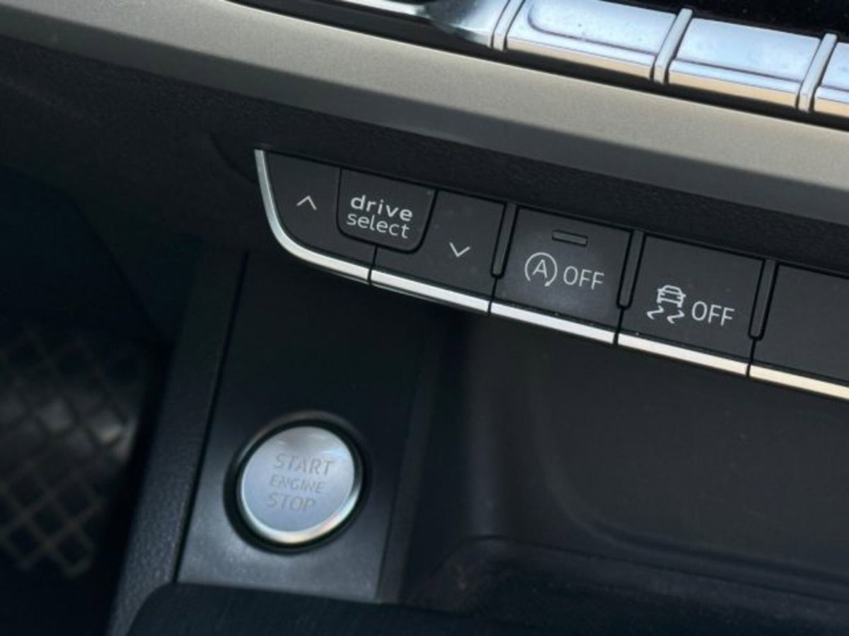 Audi A4 Avant 2.0 TDI 150 CV ultra S tronic Business (11)