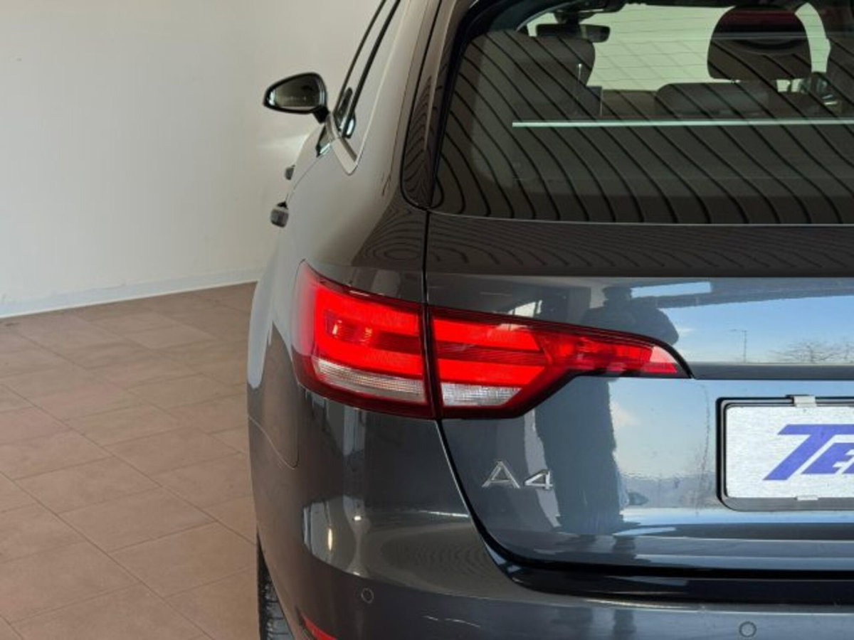 Audi A4 Avant 2.0 TDI 150 CV ultra S tronic Business (15)