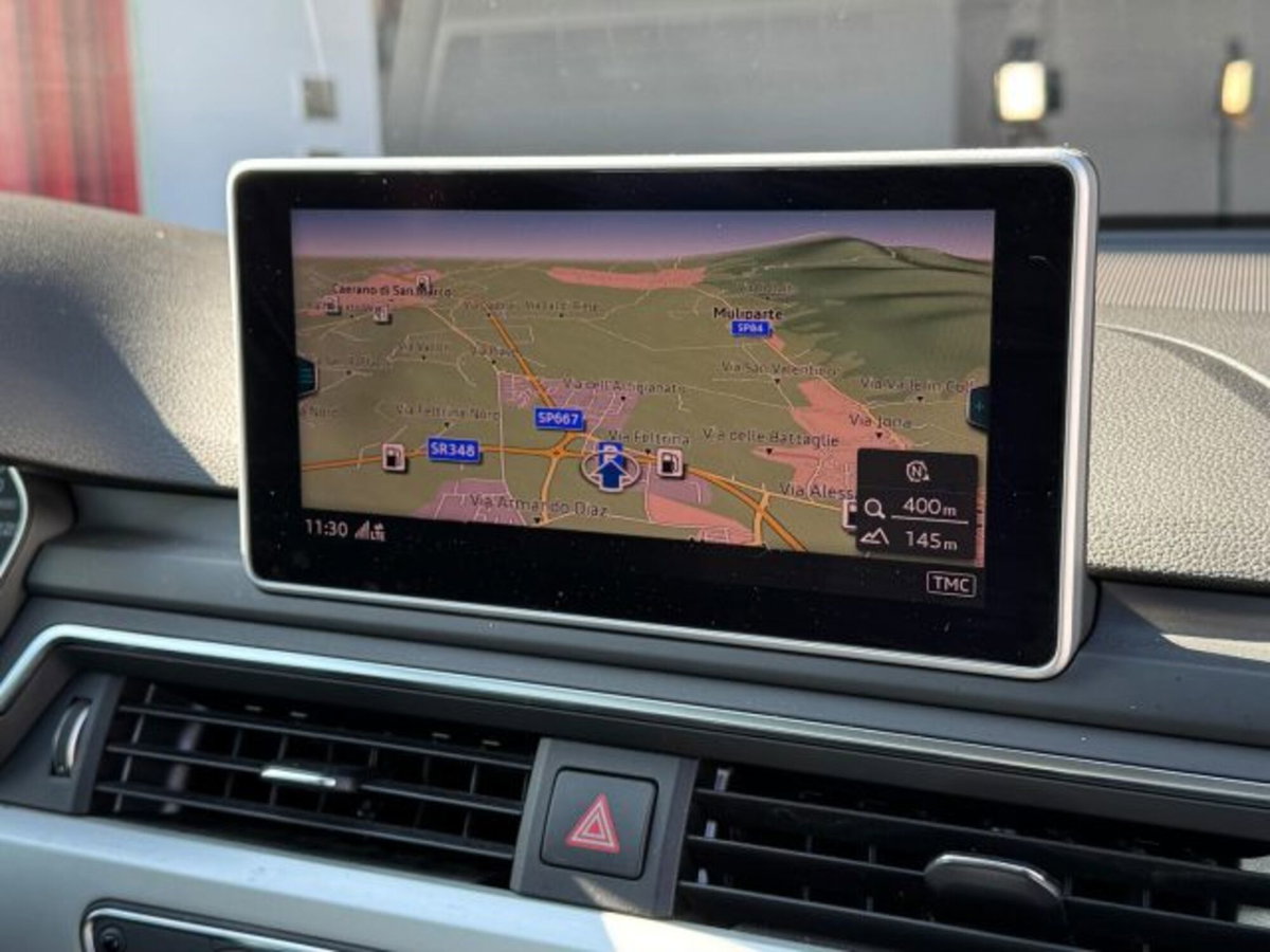 Audi A4 Avant 2.0 TDI 150 CV ultra S tronic Business (18)