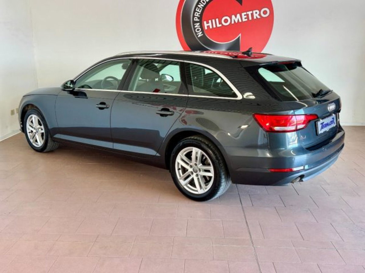 Audi A4 Avant 2.0 TDI 150 CV ultra S tronic Business (3)