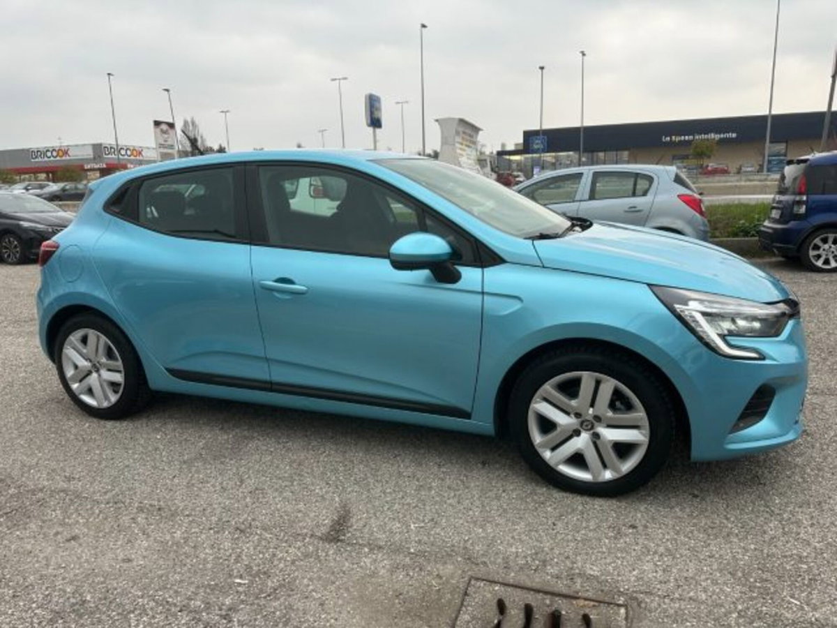 Renault Clio Full Hybrid E-Tech 140 CV 5 porte Zen (5)