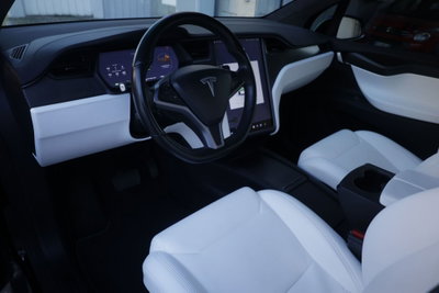 Tesla Model X Model X 100kWh Dual Motor (17)