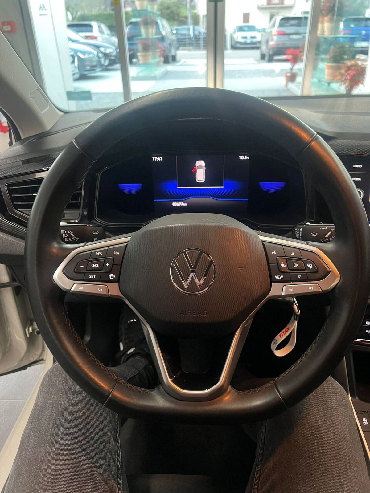 Volkswagen Polo 1.0 TGI 5p. Life (10)
