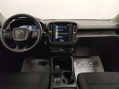 Volvo XC40 T2 automatico Core (3)