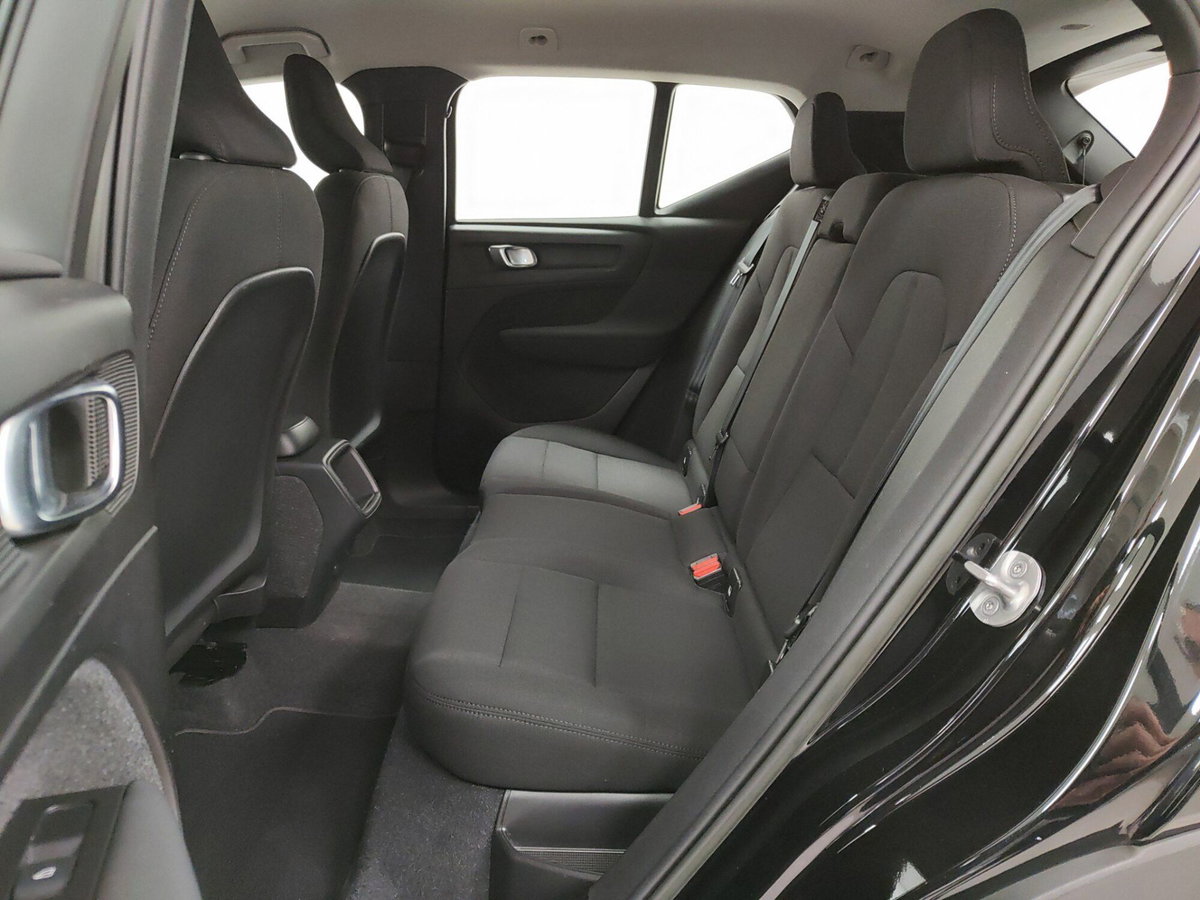 Volvo XC40 T2 automatico Core (6)