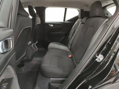 Volvo XC40 T2 automatico Core (6)