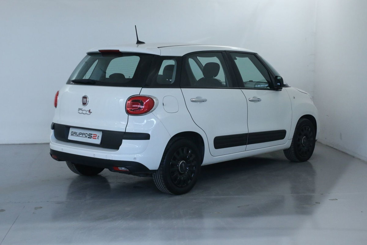 Fiat 500L 1.3 Multijet 95 CV Mirror (4)