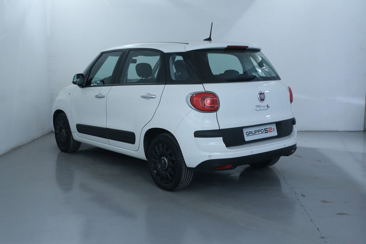 Fiat 500L 1.3 Multijet 95 CV Mirror (6)