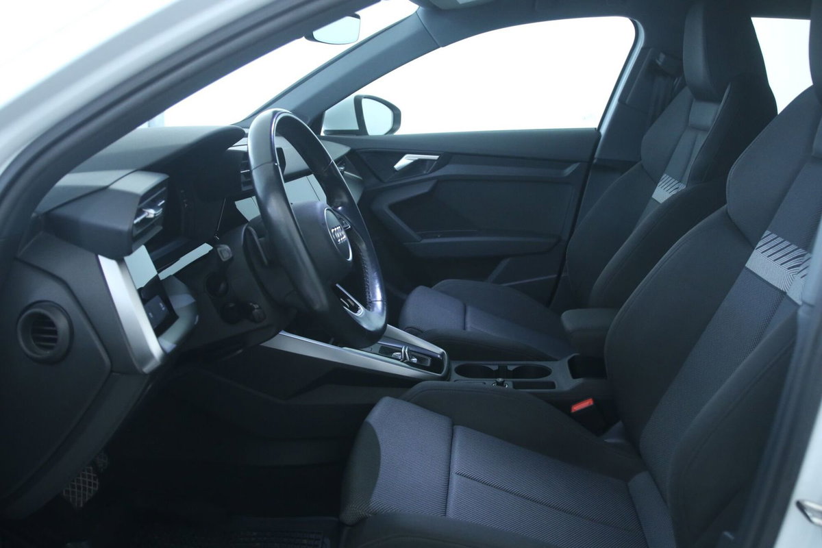 Audi A3 Sportback 35 TDI S tronic S line edition (7)