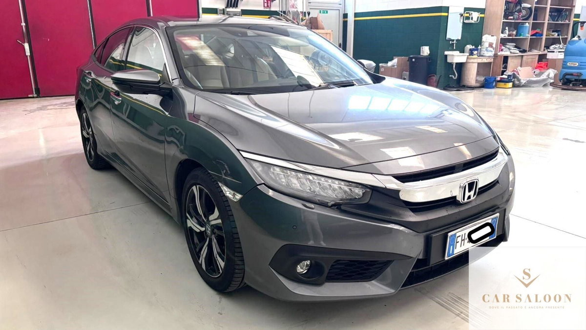 Honda Civic 1.5T 5 porte Prestige CVT (2)