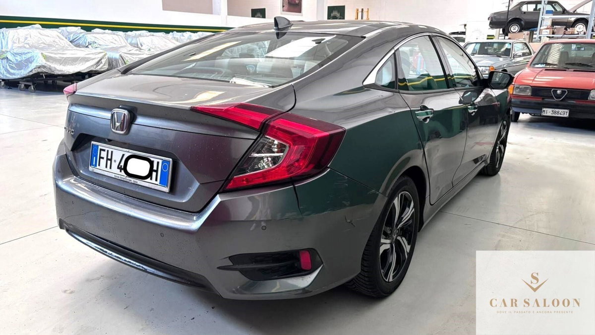 Honda Civic 1.5T 5 porte Prestige CVT (3)