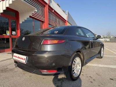 Alfa Romeo GT 1.9 MJT 16V Impression (12)