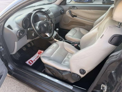 Alfa Romeo GT 1.9 MJT 16V Impression (3)
