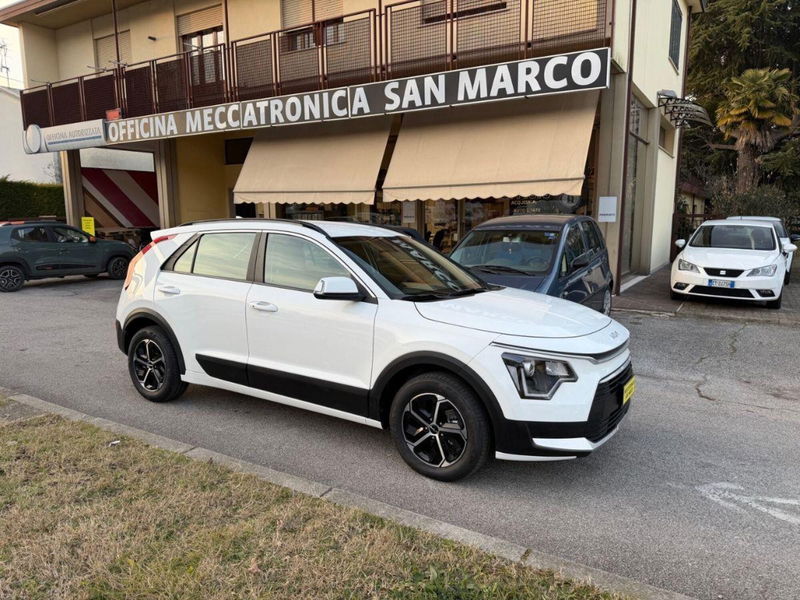 Kia Niro 1.6 GDi DCT HEV Business