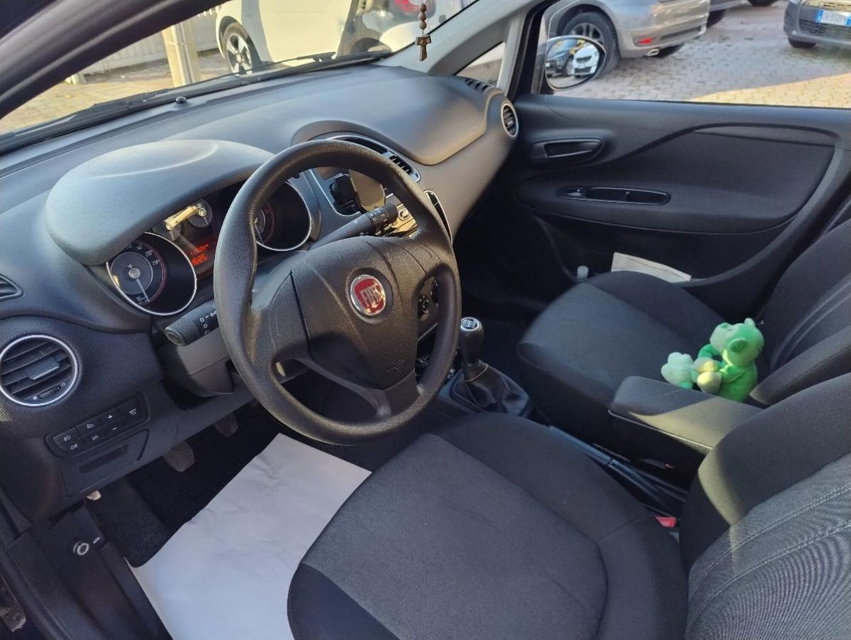 Fiat Punto 1.3 MJT II S&S 95 CV 5 porte Street (10)