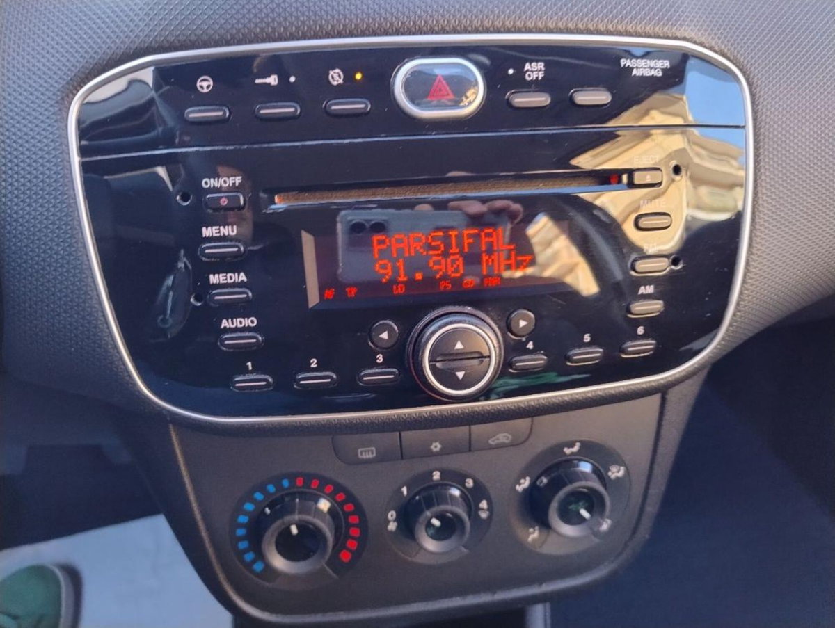 Fiat Punto 1.3 MJT II S&S 95 CV 5 porte Street (18)