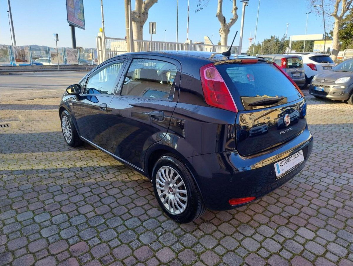Fiat Punto 1.3 MJT II S&S 95 CV 5 porte Street (6)