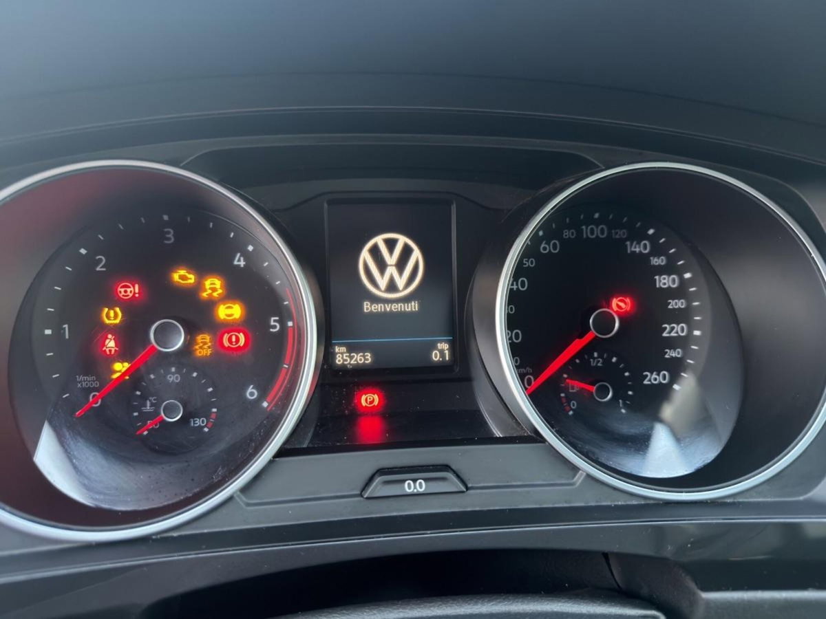 Volkswagen Tiguan 2.0 tdi Life 150cv dsg (13)