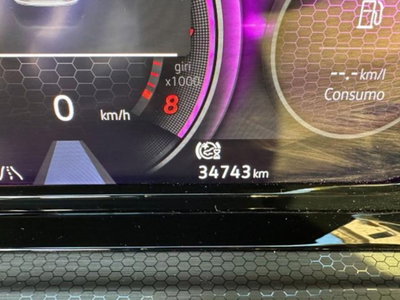 Volkswagen Golf 2.0 tsi GTI MT Ultimate 245cv (9)