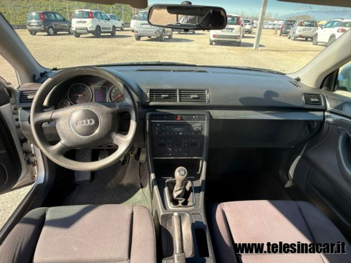 Audi A4 1.9 TDI/130 CV cat (7)