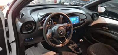 Toyota Aygo X 1.0 VVT-i 72 CV 5p. Undercover S-CVT (4)