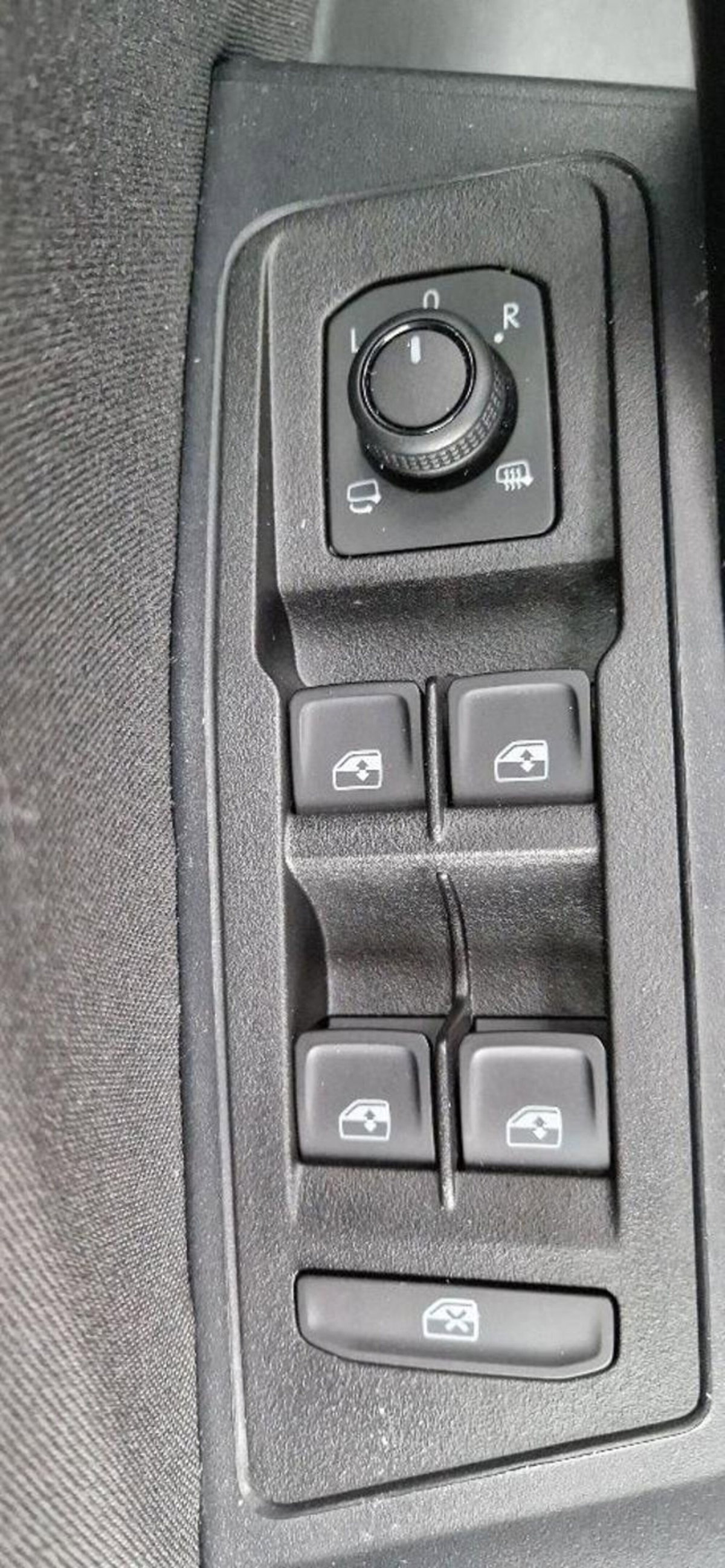 Volkswagen T-Roc 2.0 tdi Life 150cv dsg (10)