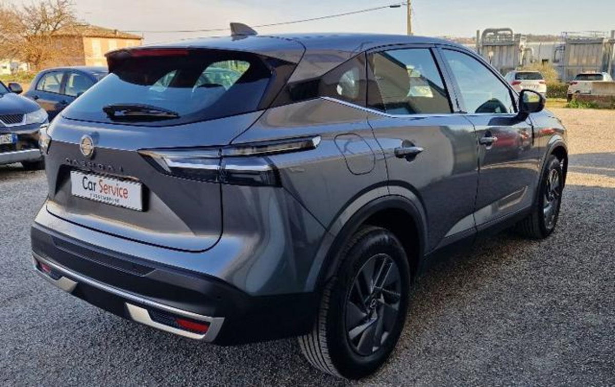 Nissan Qashqai 1.3 mhev Acenta 2wd 140cv (3)