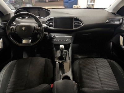 Peugeot 308 BlueHDi 130 S&S GT Line (10)