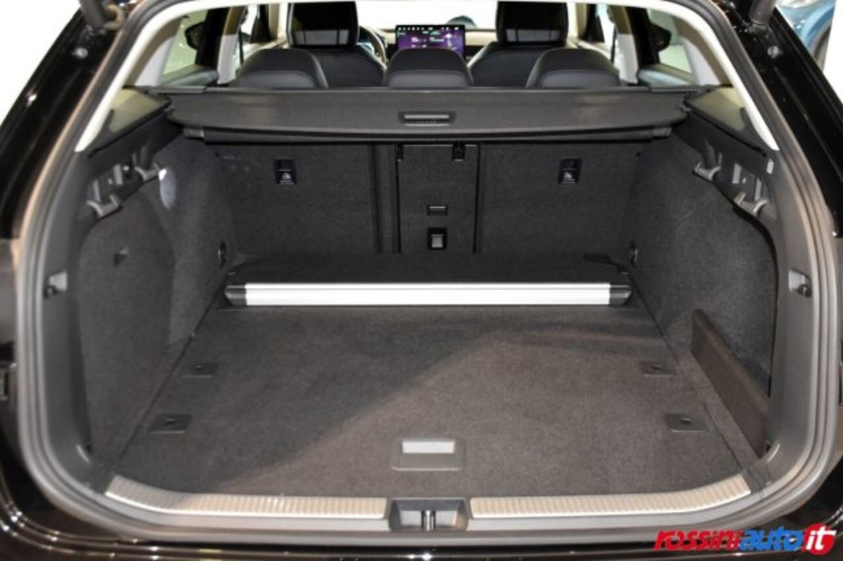 Skoda Superb 2.0 tdi Style 150cv dsg (16)