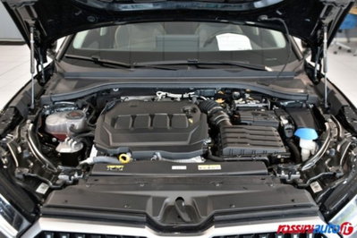 Skoda Superb 2.0 tdi Style 150cv dsg (17)
