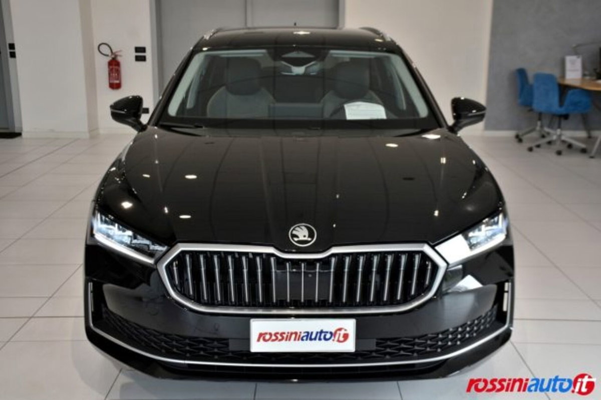 Skoda Superb 2.0 tdi Style 150cv dsg (8)