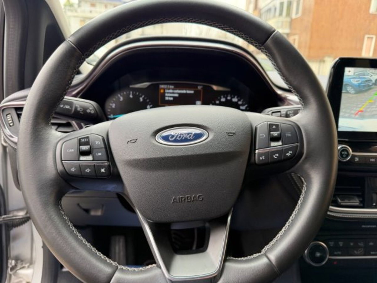 Ford Fiesta 1.0 Ecoboost 100 CV aut. 5 porte Vignale (15)