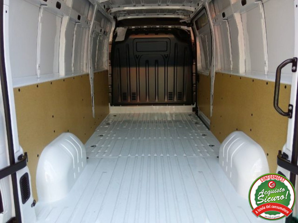 Renault Master Furgone T35 2.3 dCi 135 PL-TM Furgone Ice Plus (10)