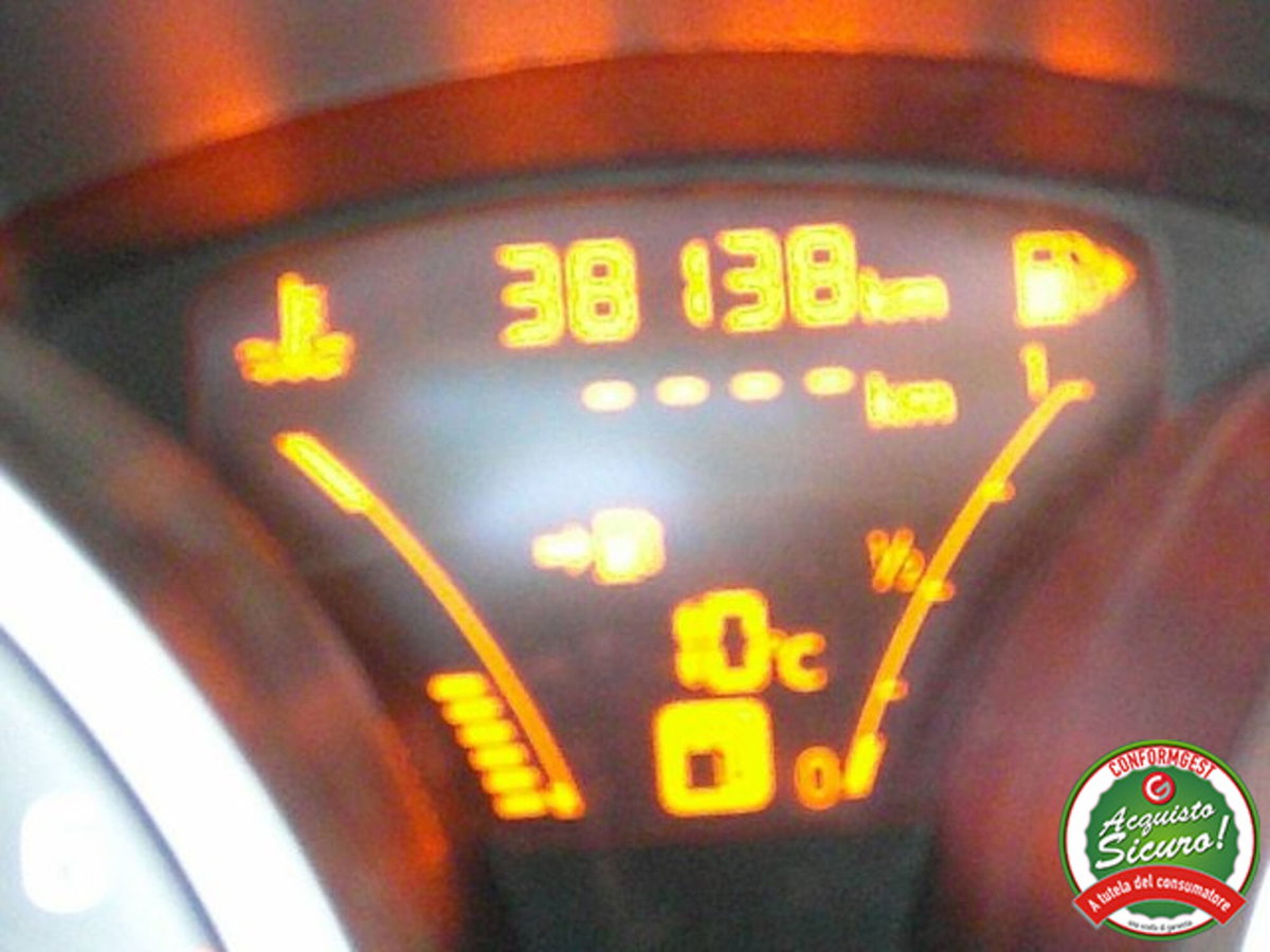 Nissan Juke 1.2 DIG-T 115 Start&Stop Tekna (16)