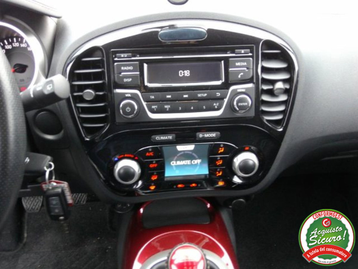 Nissan Juke 1.2 DIG-T 115 Start&Stop Tekna (17)