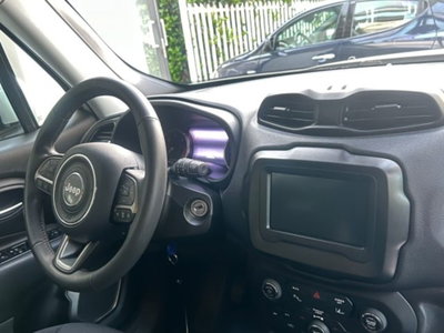 Jeep Renegade 1.6 Mjt 130 CV Limited (9)
