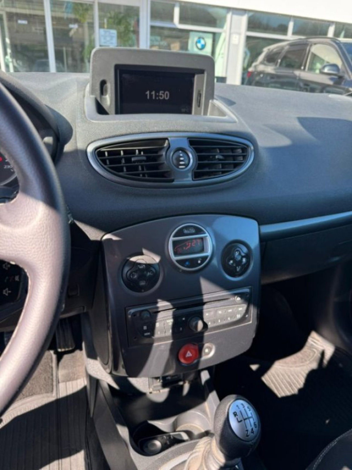 Renault Clio 1.5 dCi 105CV 5 porte Luxe (10)