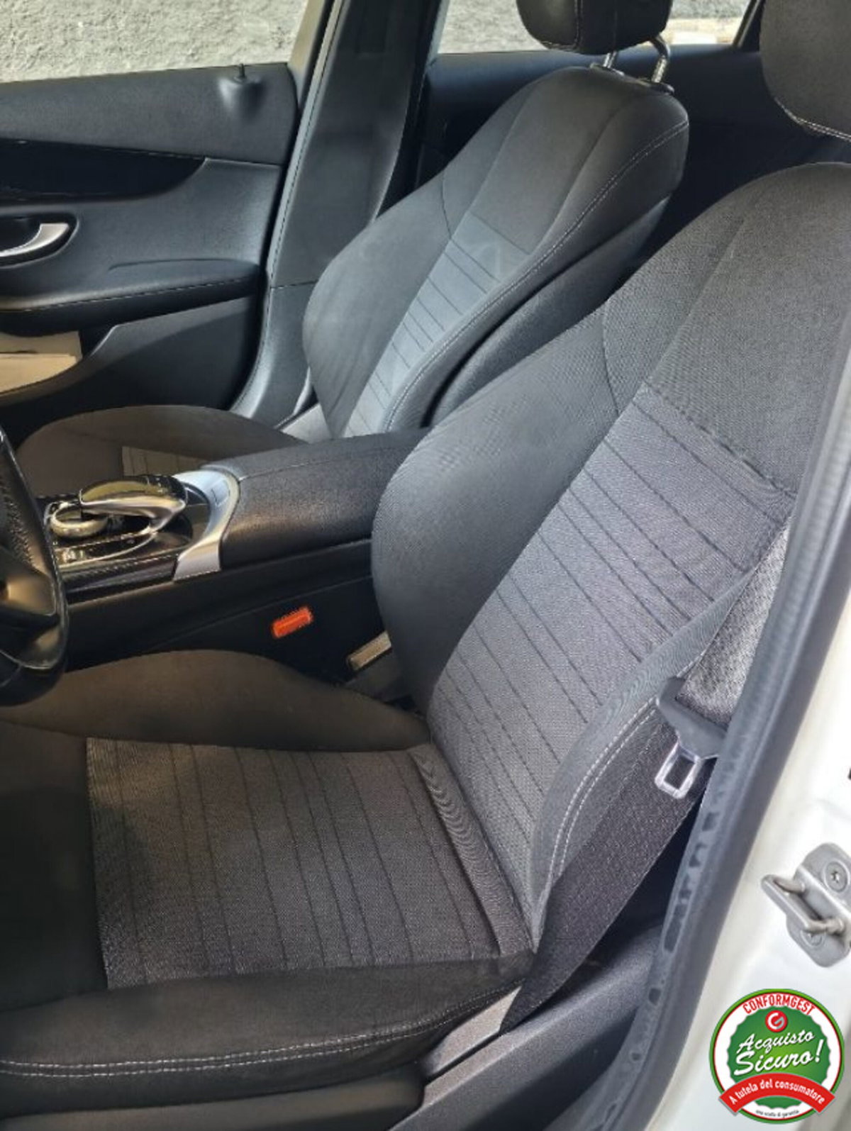 Mercedes-Benz Classe C 220 d Auto Sport Plus (2)