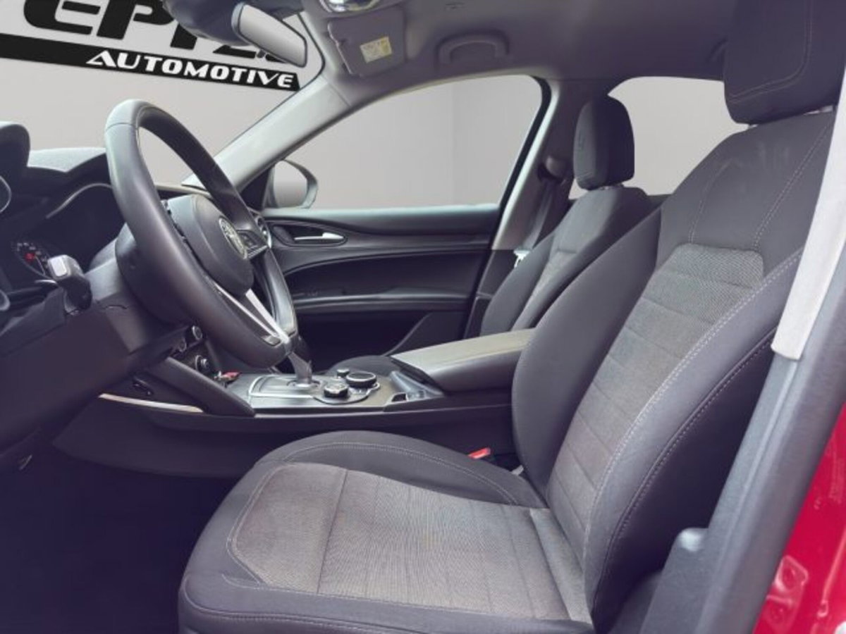 Alfa Romeo Stelvio Stelvio 2.2 Turbodiesel 180 CV AT8 RWD Business (8)