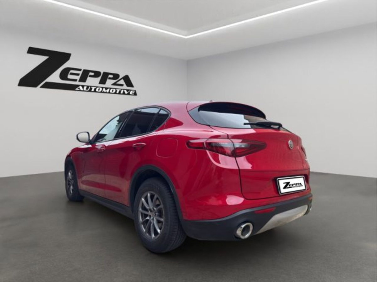 Alfa Romeo Stelvio Stelvio 2.2 Turbodiesel 180 CV AT8 RWD Business (3)