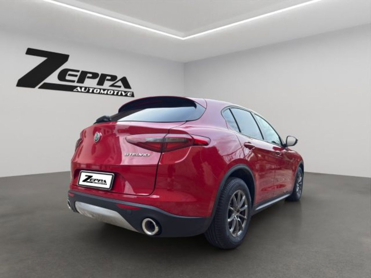 Alfa Romeo Stelvio Stelvio 2.2 Turbodiesel 180 CV AT8 RWD Business (5)