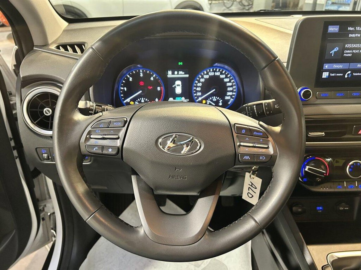 Hyundai Kona 1.6 CRDI Hybrid 48V iMT XTech (11)