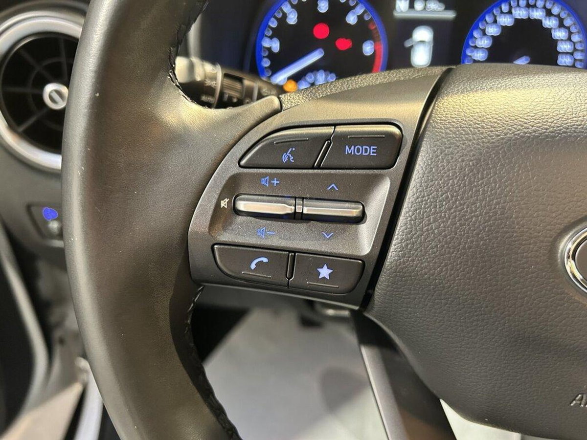 Hyundai Kona 1.6 CRDI Hybrid 48V iMT XTech (12)