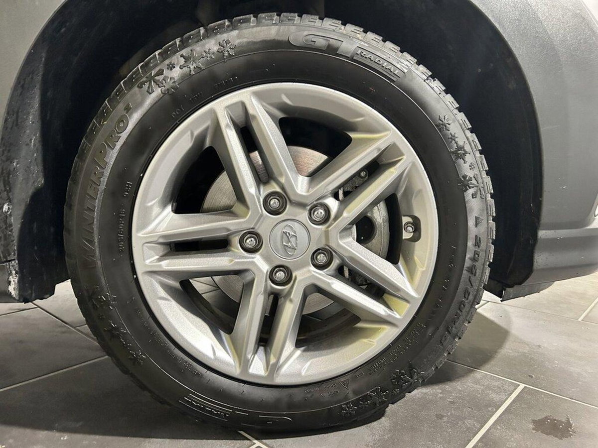 Hyundai Kona 1.6 CRDI Hybrid 48V iMT XTech (6)