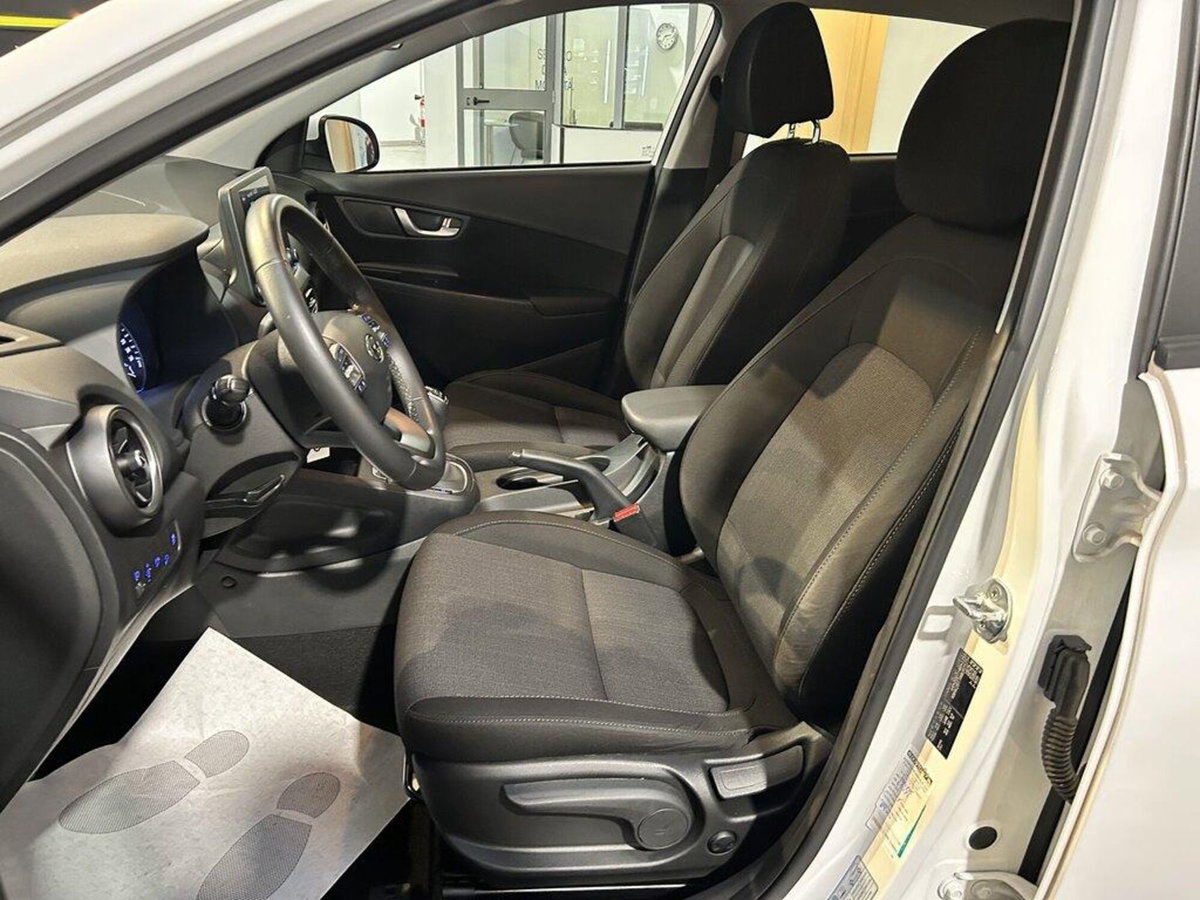 Hyundai Kona 1.6 CRDI Hybrid 48V iMT XTech (7)