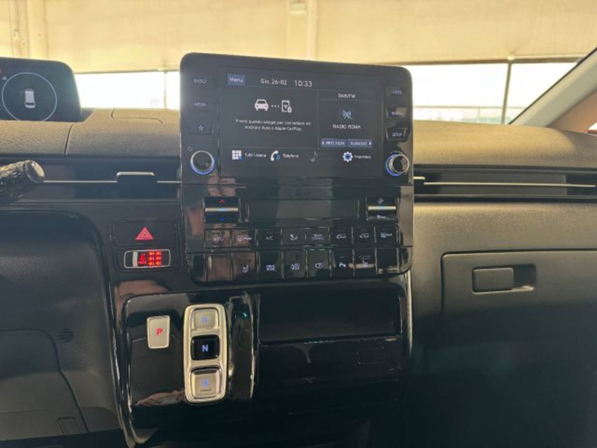 Hyundai Staria 2.2 2wd auto (9)
