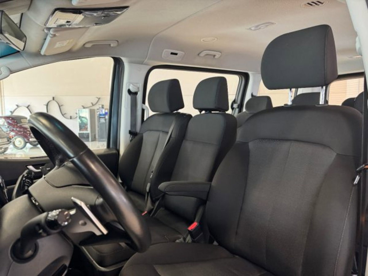 Hyundai Staria 2.2 2wd auto (5)