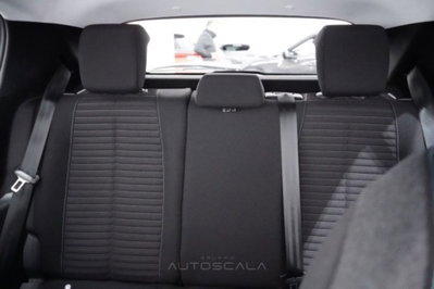 Peugeot 208 1.2 puretech Active s&s 75cv (12)