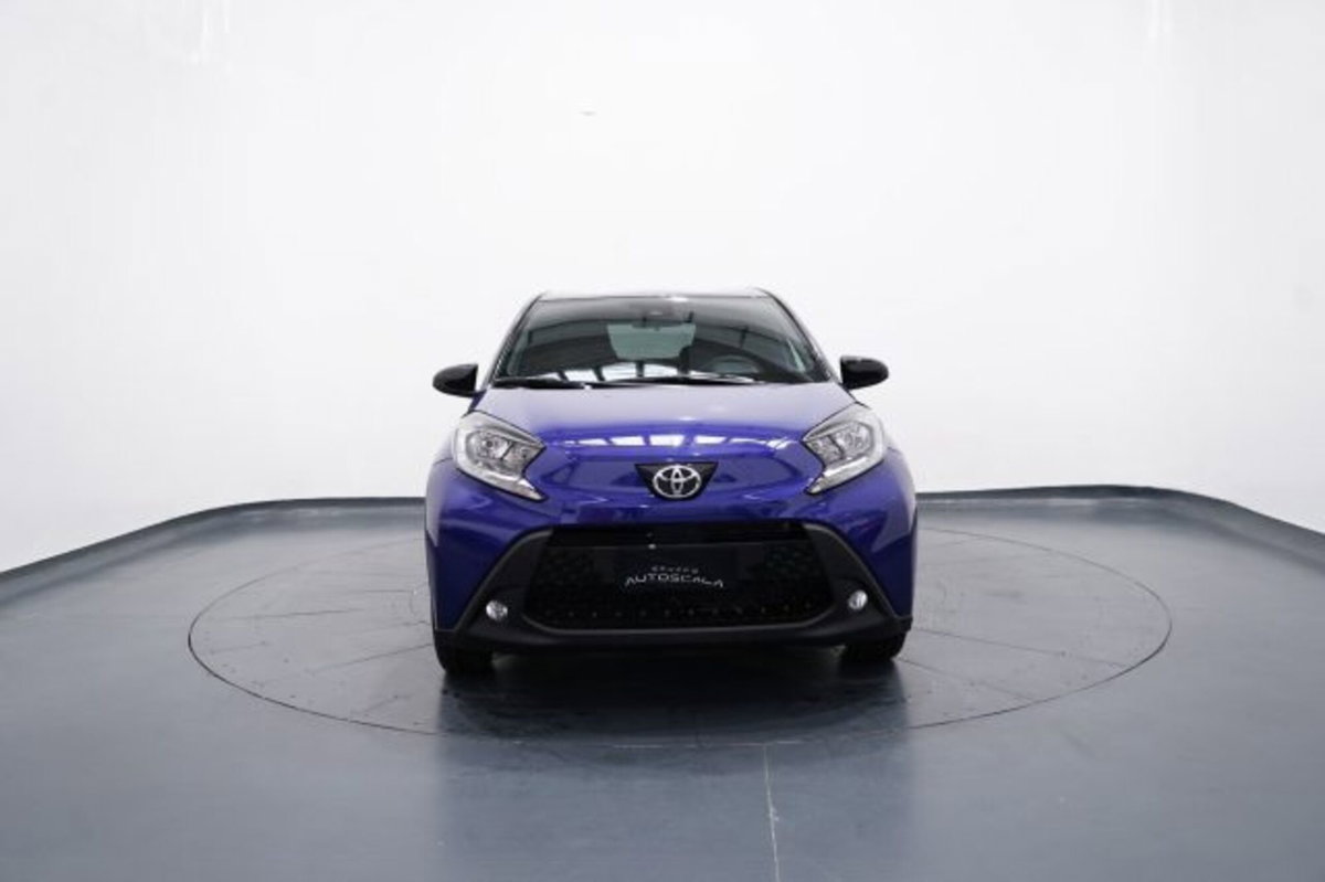 Toyota Aygo X 1.0 VVT-i 72 CV 5 porte Limited S-CVT (2)